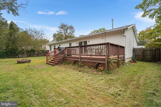 11 CLOVER ST, Browns Mills, NJ 08015