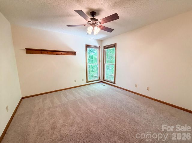 8612 Piccadily Lane, Harrisburg, NC 28075