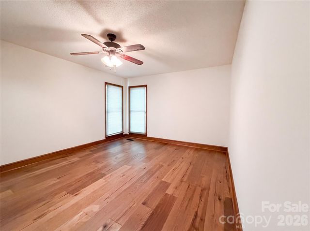 8612 Piccadily Lane, Harrisburg, NC 28075
