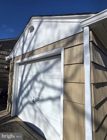 882 SAWYER AVE, Vineland, NJ 08360