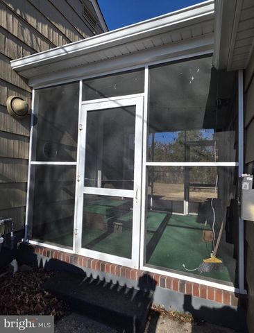 882 SAWYER AVE, Vineland, NJ 08360