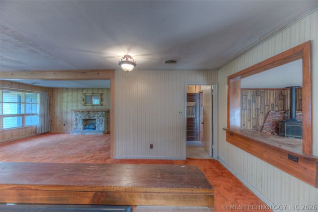 8925 E 15th Street, Tulsa, OK 74112