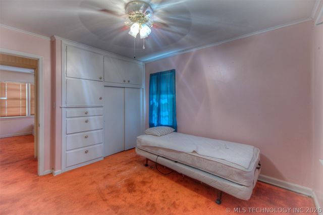 8925 E 15th Street, Tulsa, OK 74112