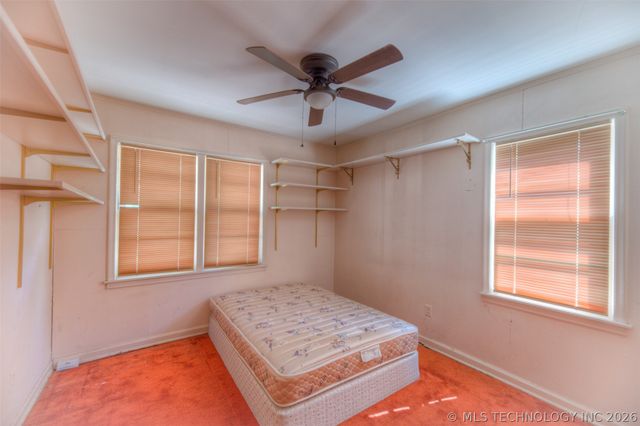 8925 E 15th Street, Tulsa, OK 74112