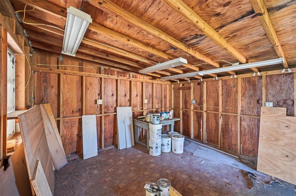 Image 21 of property listing at 2768 BELLE HAVEN DRIVE, Clearwater, FL 33763