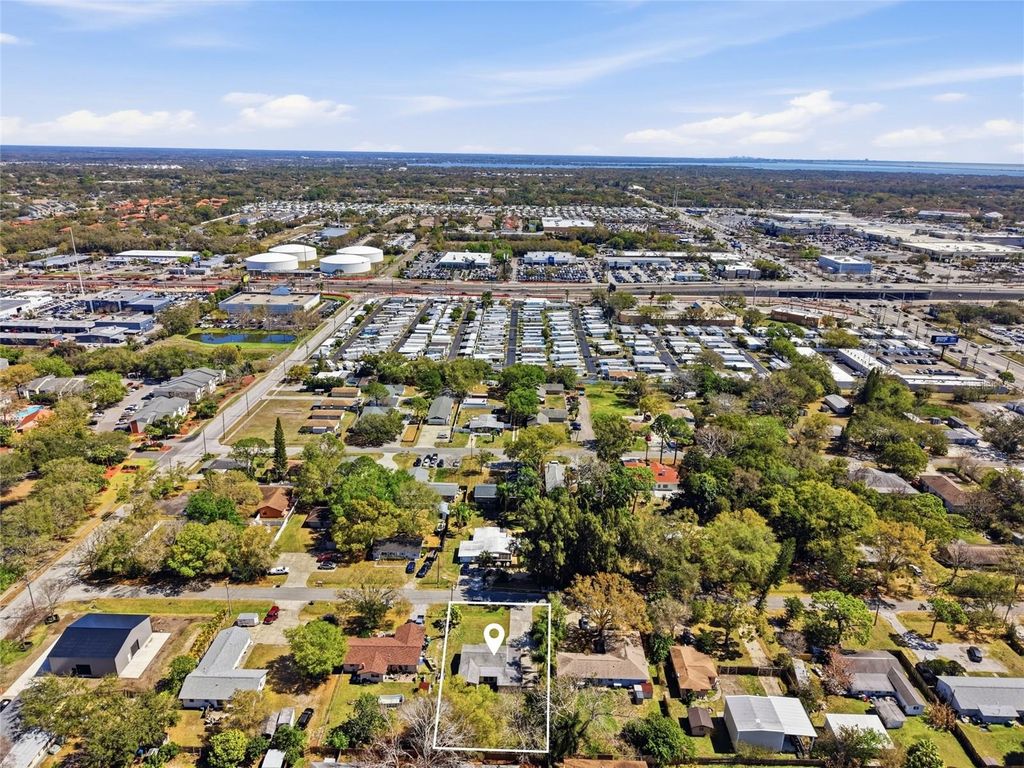 Image 33 of property listing at 2768 BELLE HAVEN DRIVE, Clearwater, FL 33763