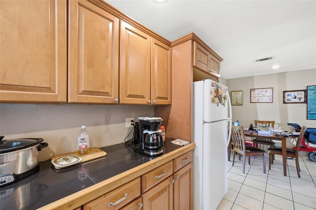 Image 10 of property listing at 2768 BELLE HAVEN DRIVE, Clearwater, FL 33763