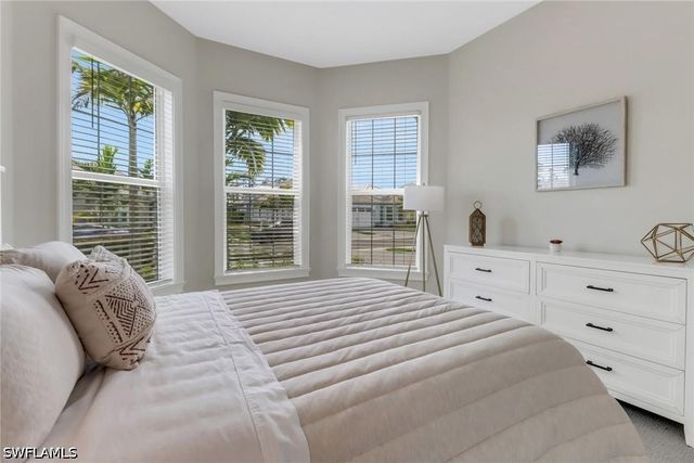 6299 Arriba AVE, Naples, FL 34113