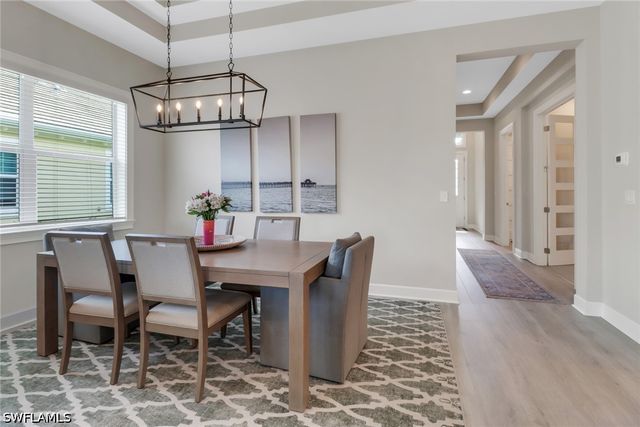 6299 Arriba AVE, Naples, FL 34113