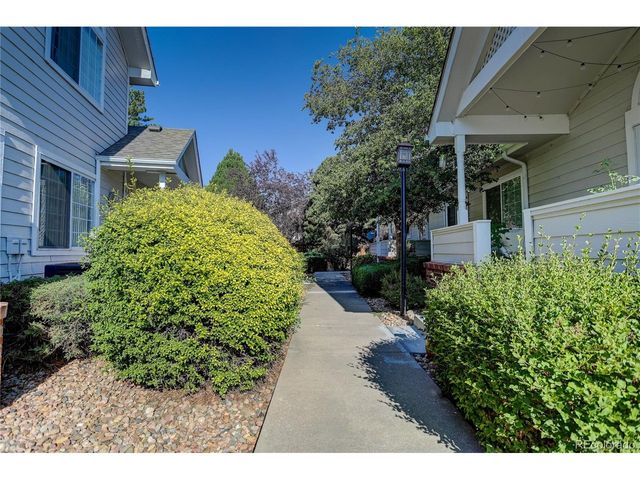 4013 S Carson St B, Aurora, CO 80014
