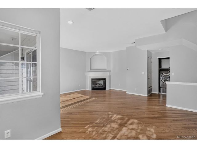 4013 S Carson St B, Aurora, CO 80014