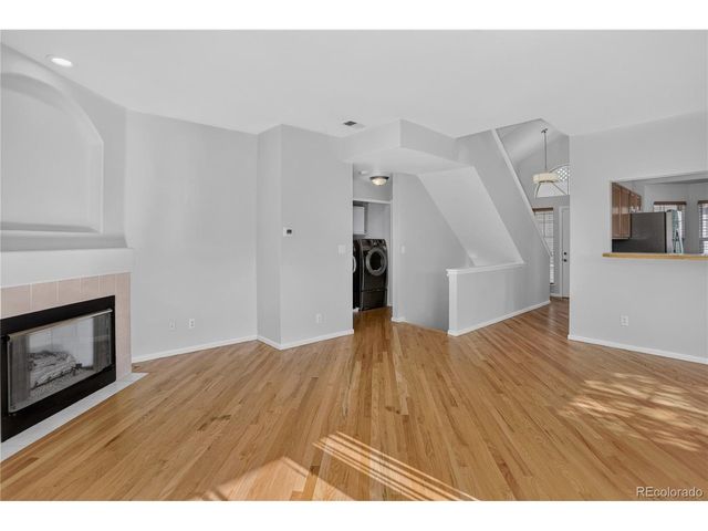 4013 S Carson St B, Aurora, CO 80014