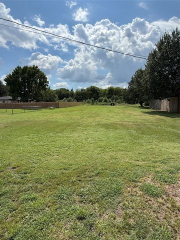 4004 Seventh, Greenville, TX 75401