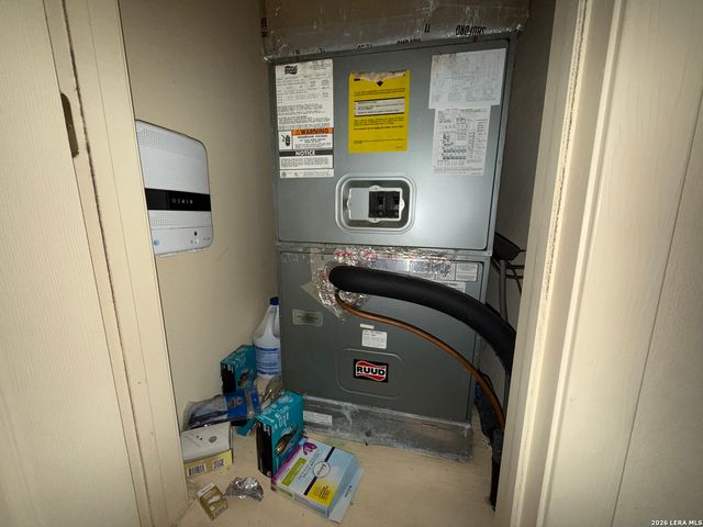 5878 Fm 775, New Berlin, TX 78155