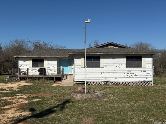 5878 Fm 775, New Berlin, TX 78155