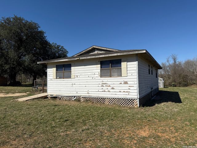 5878 Fm 775, New Berlin, TX 78155