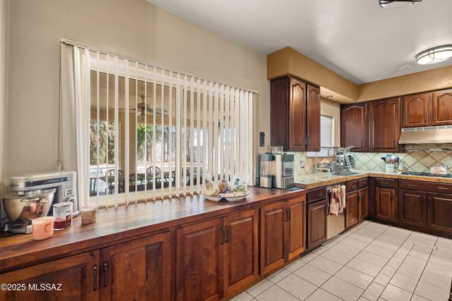 3620 W Arrowwood Place, Tucson, AZ 85741