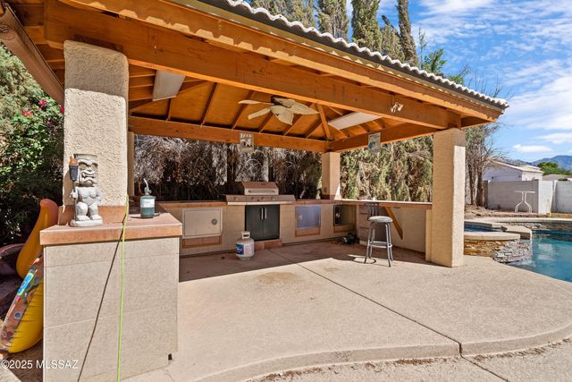 3620 W Arrowwood Place, Tucson, AZ 85741