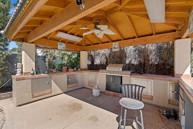 3620 W Arrowwood Place, Tucson, AZ 85741