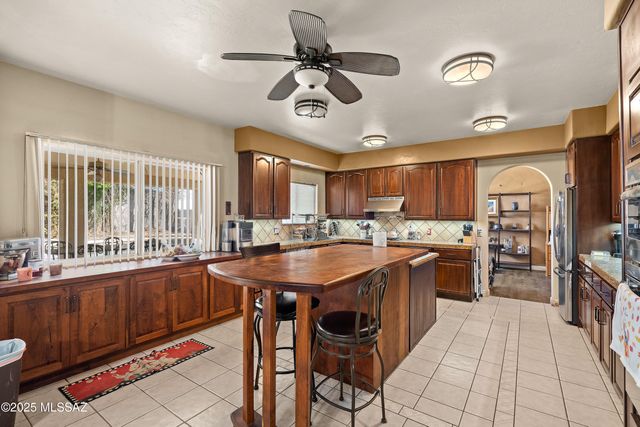 3620 W Arrowwood Place, Tucson, AZ 85741