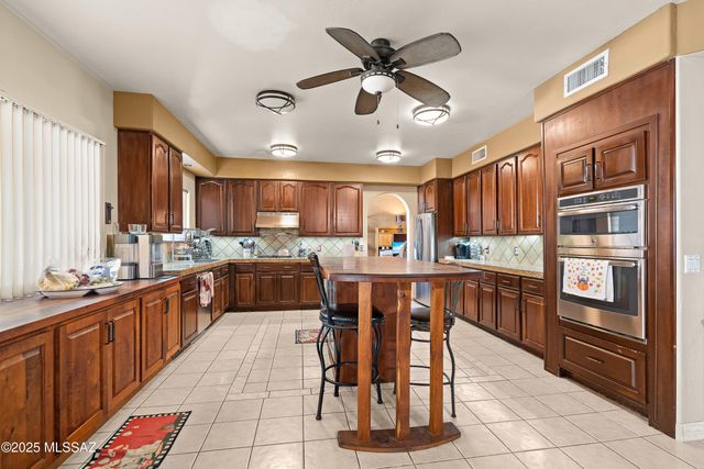 3620 W Arrowwood Place, Tucson, AZ 85741