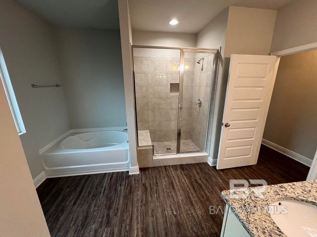 2225 Hogan Drive, Gulf Shores, AL 36542