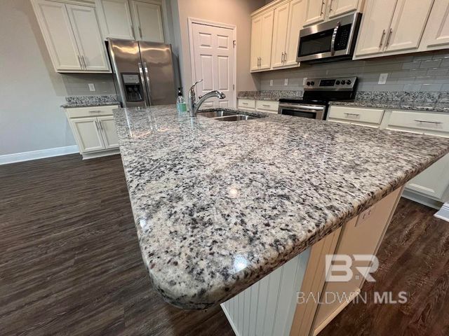 2225 Hogan Drive, Gulf Shores, AL 36542