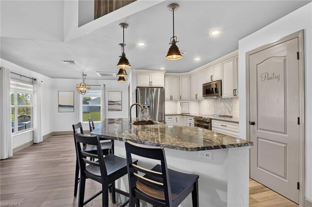 225 NW Douglas PKWY, Cape Coral, FL 33993