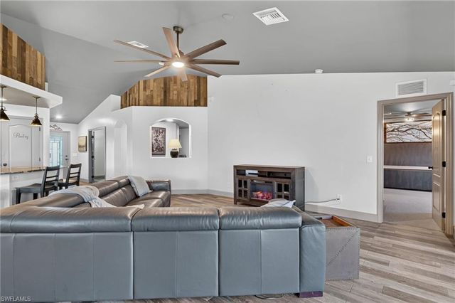 225 NW Douglas PKWY, Cape Coral, FL 33993
