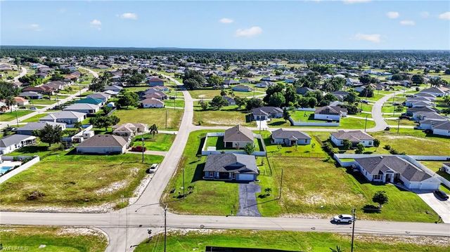 225 NW Douglas PKWY, Cape Coral, FL 33993