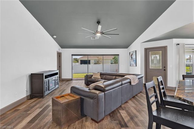 225 NW Douglas PKWY, Cape Coral, FL 33993