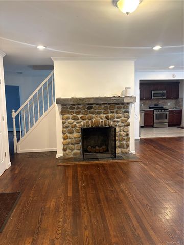 125 Washington Avenue, Amityville, NY 11701