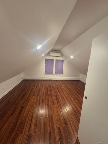 125 Washington Avenue, Amityville, NY 11701