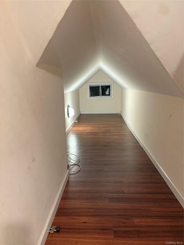 125 Washington Avenue, Amityville, NY 11701
