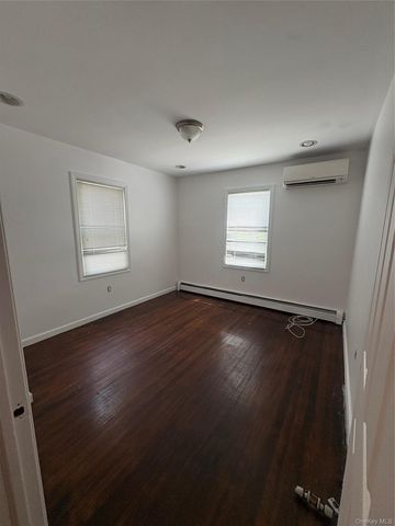 125 Washington Avenue, Amityville, NY 11701