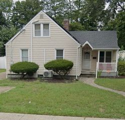 125 Washington Avenue, Amityville, NY 11701