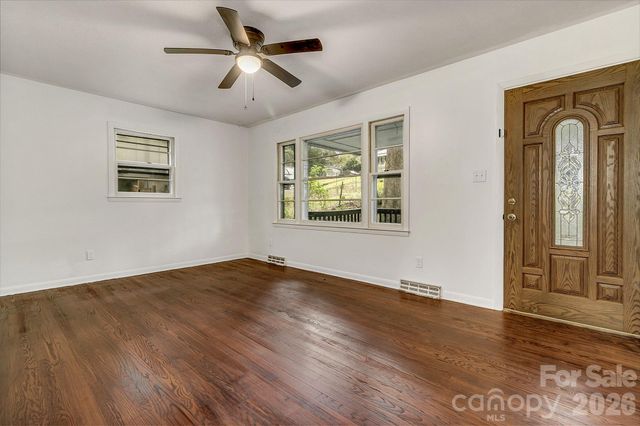 43 Rex Drive, Asheville, NC 28806