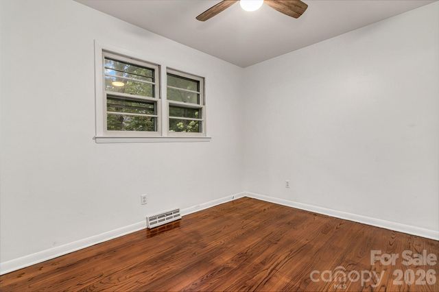 43 Rex Drive, Asheville, NC 28806