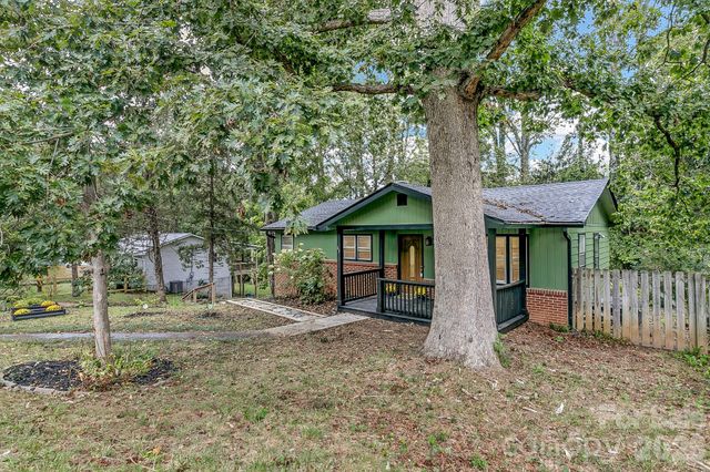 43 Rex Drive, Asheville, NC 28806