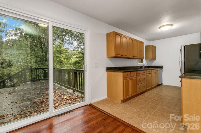 43 Rex Drive, Asheville, NC 28806