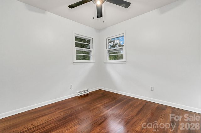 43 Rex Drive, Asheville, NC 28806