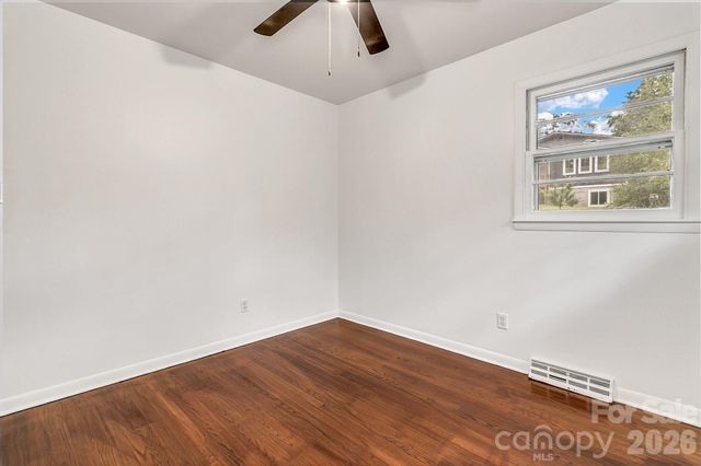 43 Rex Drive, Asheville, NC 28806