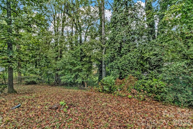 43 Rex Drive, Asheville, NC 28806