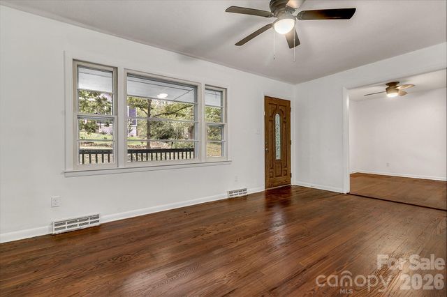 43 Rex Drive, Asheville, NC 28806
