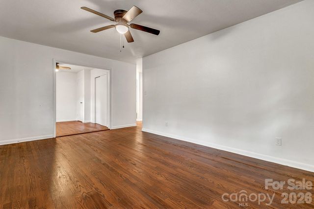 43 Rex Drive, Asheville, NC 28806