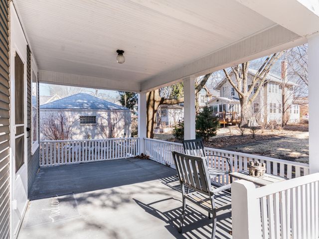 133 N Brainard Street, Naperville, IL 60540
