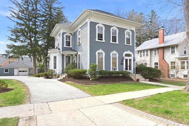 133 N Brainard Street, Naperville, IL 60540