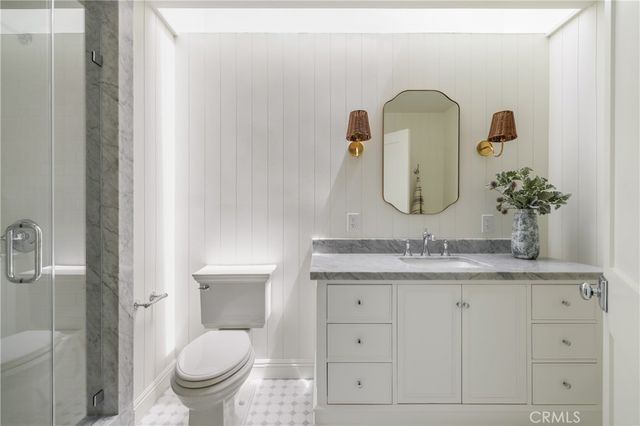 1112 Pembroke Lane, Newport Beach, CA 92660