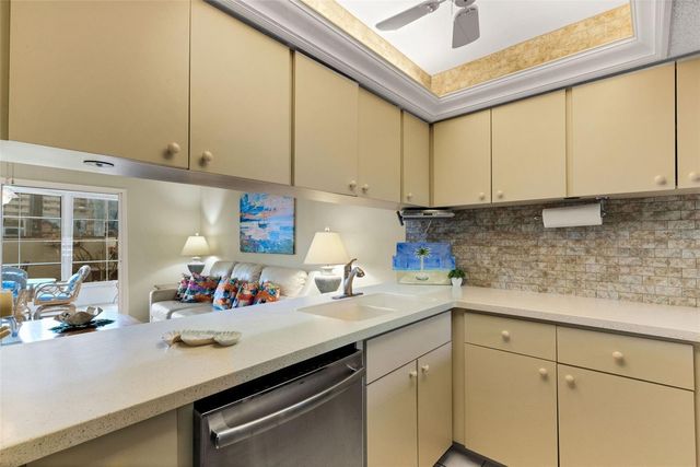 744 CADIZ ROAD 7, Venice, FL 34285