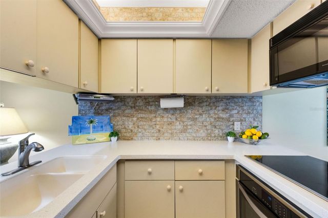 744 CADIZ ROAD 7, Venice, FL 34285